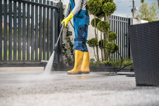 Best Restaurant Pressure Washing  in Roosevelt Gardens, FL